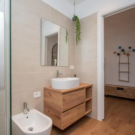 La Casa Del Viaggiatore アパート サヴォーナ