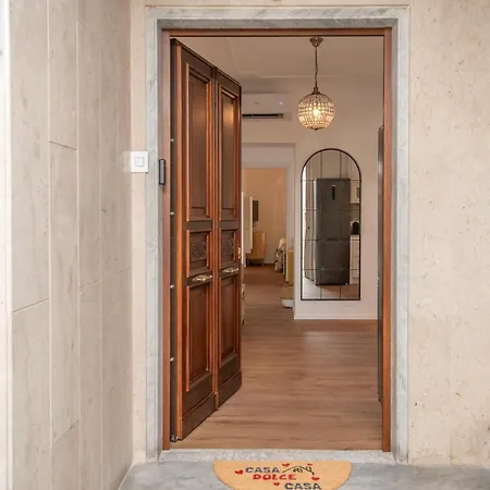Lägenhet La Casa Del Viaggiatore Savona
