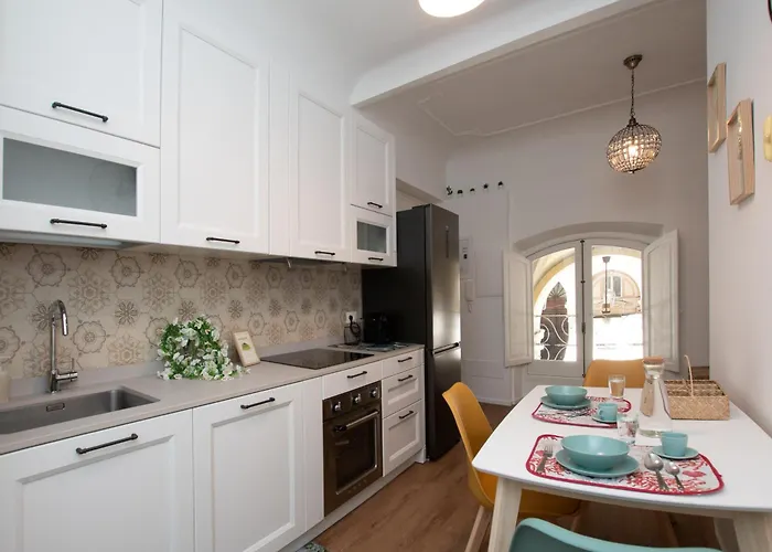 Appartement La Casa Del Viaggiatore Savone
